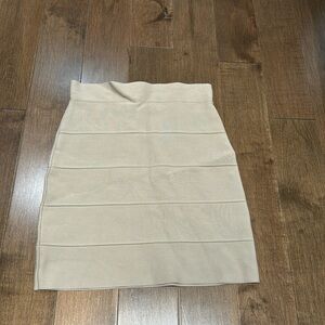 BCBG bandage skirt sz M